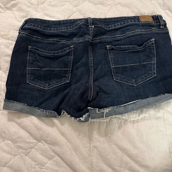 American Eagle Blue Jean Stretch Shorts Size 14 - Picture 2 of 16